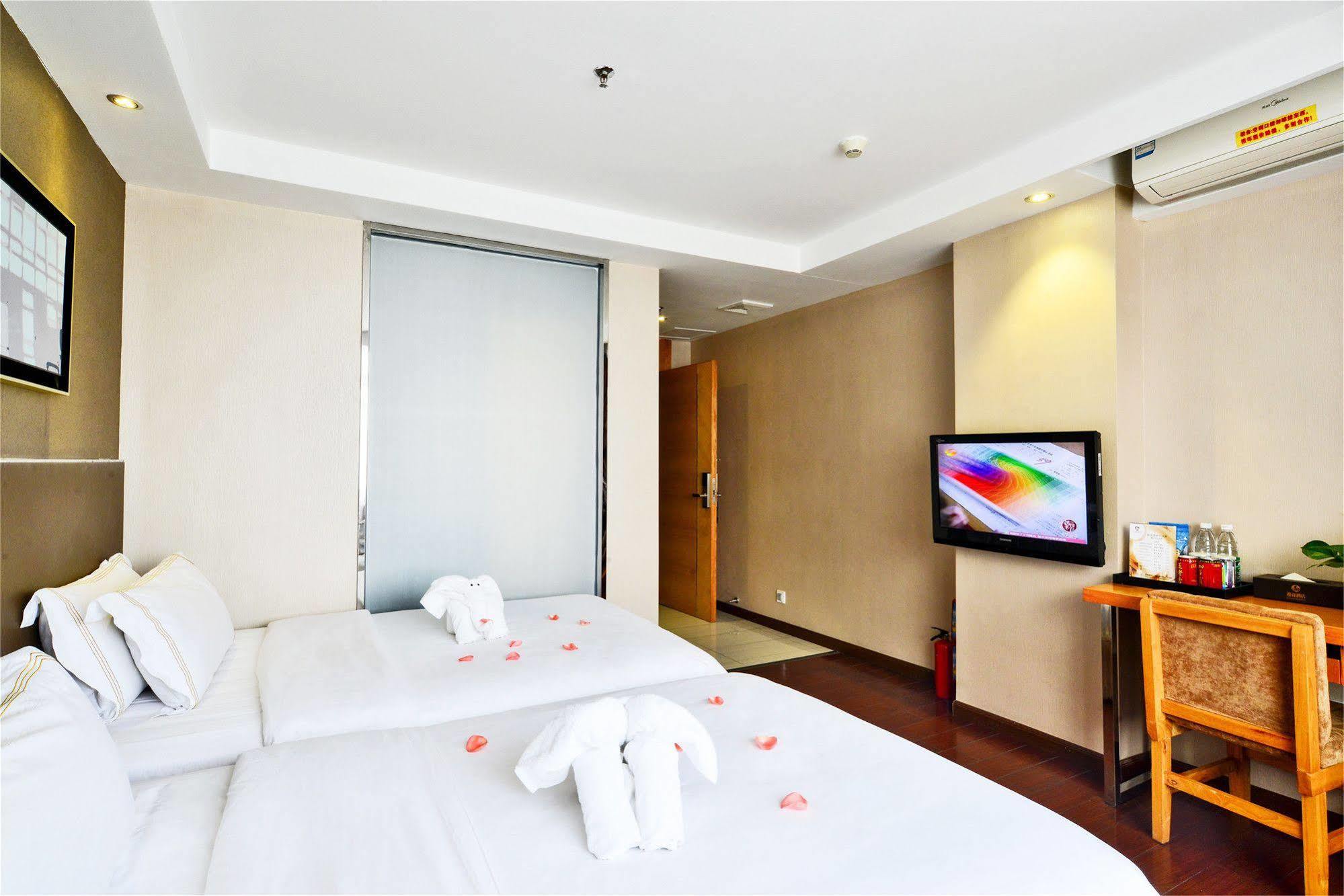 Insail Hotels Canton Esterno foto